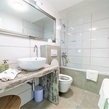 Colors - Old Town View No2 *