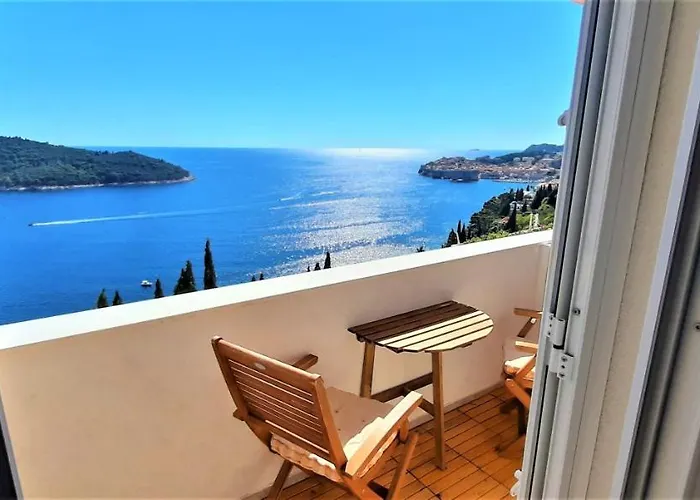 Colors - Old Town View No2 *